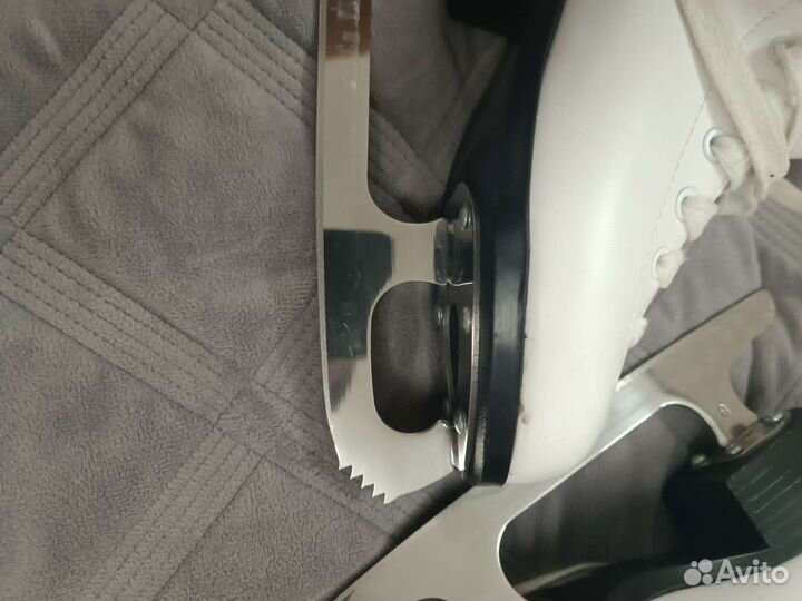 Коньки для фигурного катания