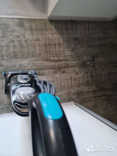 Вертикальный паровой пылесос kitfort KT-535-1