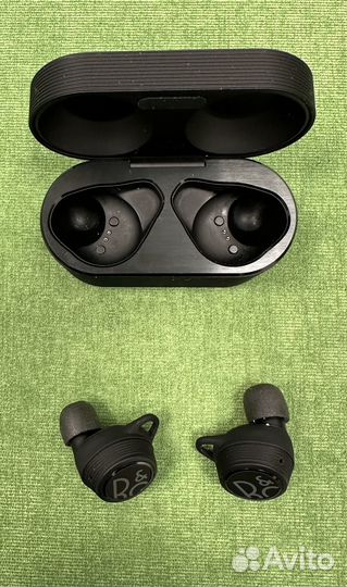 Наушники - Bang & Olufsen Beoplay E8 Sport Black