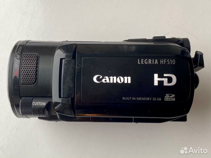 Видеокамера Canon Legria HF S10