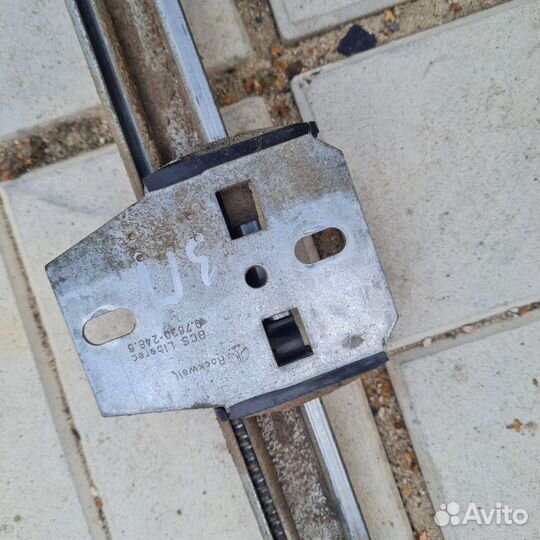 Стеклоподъемник механ задний правый Skoda Felicia