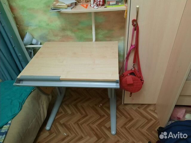 Растущий стол и стул