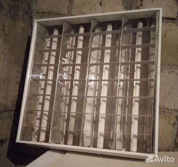 Светильник потолочный