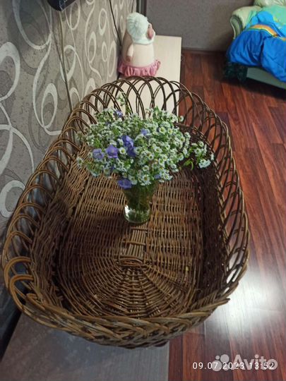 Кашпо плетеное