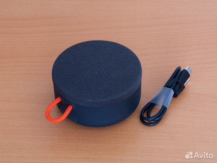 Портативная колонка Xiaomi Mi Portable (BHR4802GL)