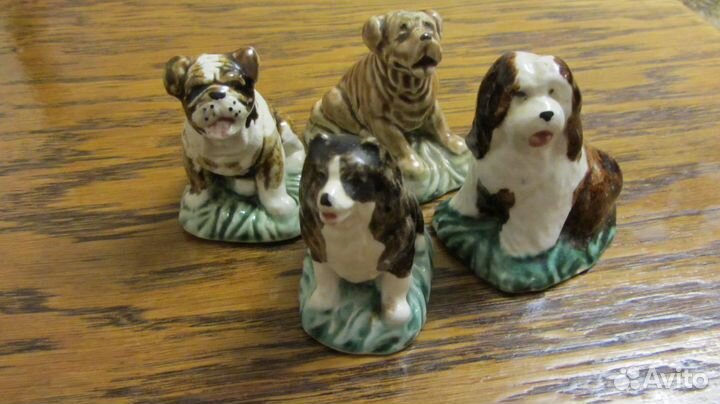 Статуэтка собака,бульдог, лайка.фаянс