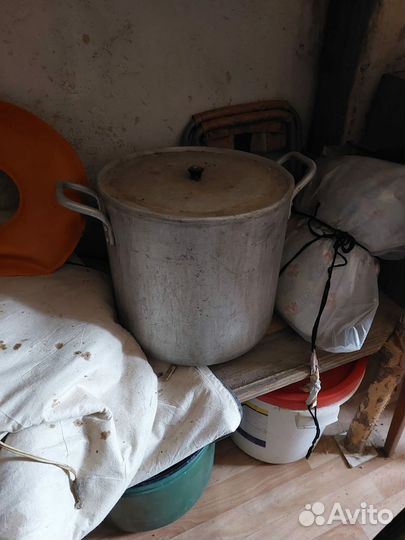 Баски фляги кастрюли