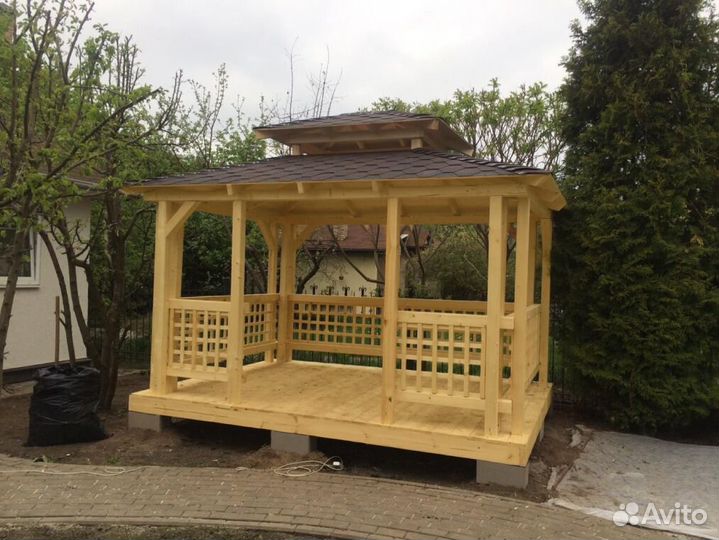 Беседка с мебелью
