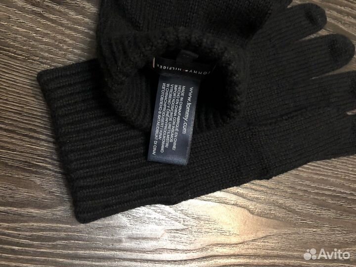 Шапка/перчатки Tommy hilfiger оригинал