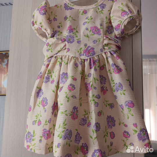 Платья, джинсы, кепки для девочки на 9-18 мес