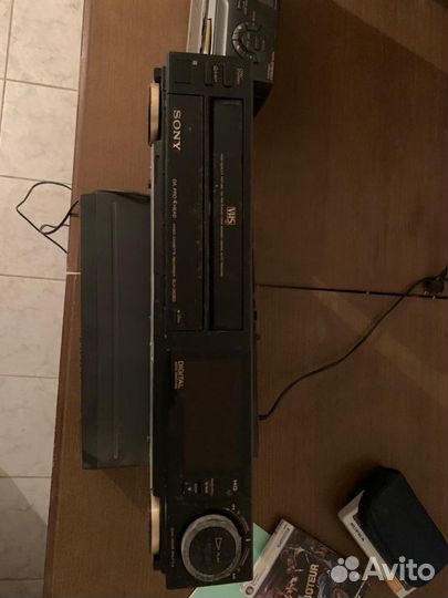 Видеомагнитофон