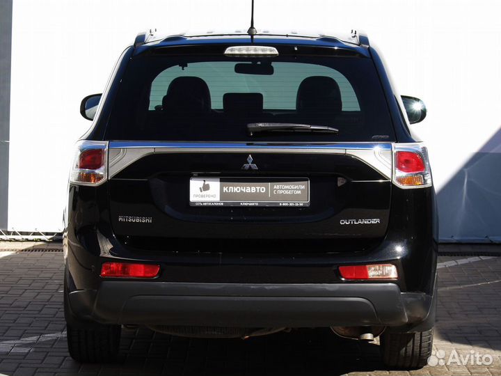 Mitsubishi Outlander 3 AT, 2013, 128 548 км