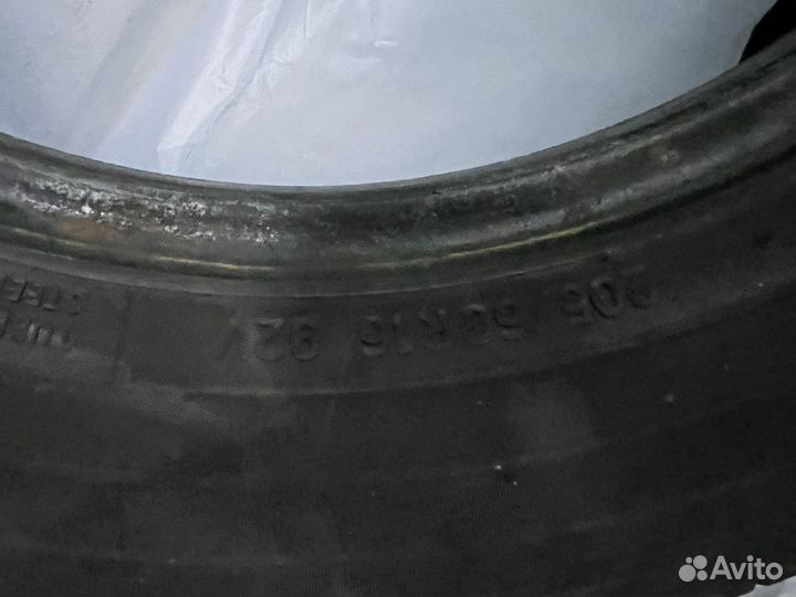 Toyo NanoEnergy 2 205/60 R16 92V