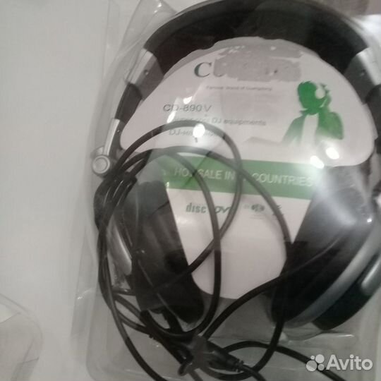 Наушники новые