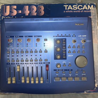 Tascam us-428