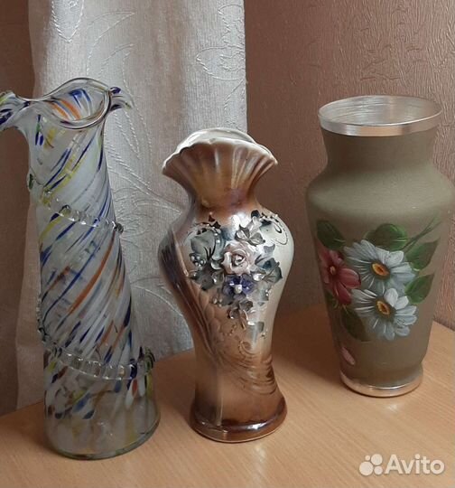 Рог, вазы и фото обои (в одном объявлени)