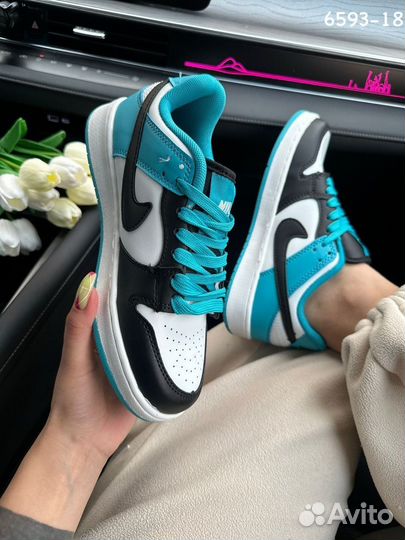 Кроссовки nike air jordan женские