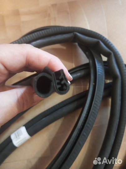 Уплотнитель 2121 двери