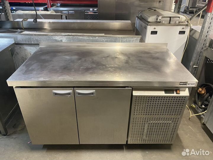 Морозильный стол