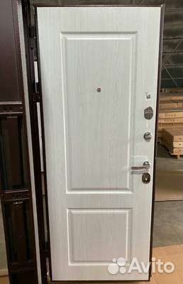 Дверь входная металлическая новая