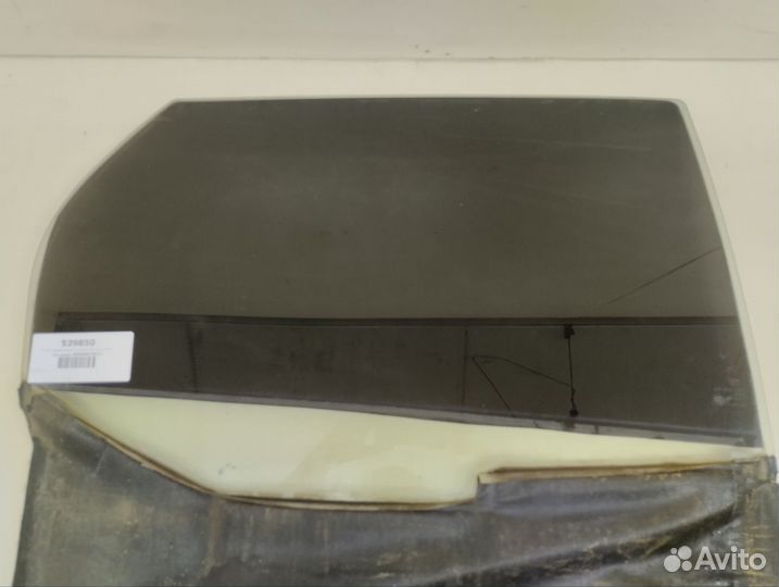 Стекло двери задней правой LADA Vesta 2015