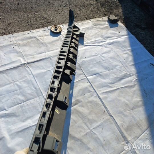 Накладка порога правая Renault Duster