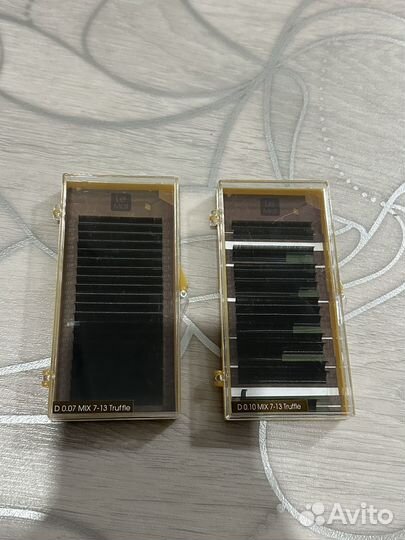 Кушетка,ресницы,лампа