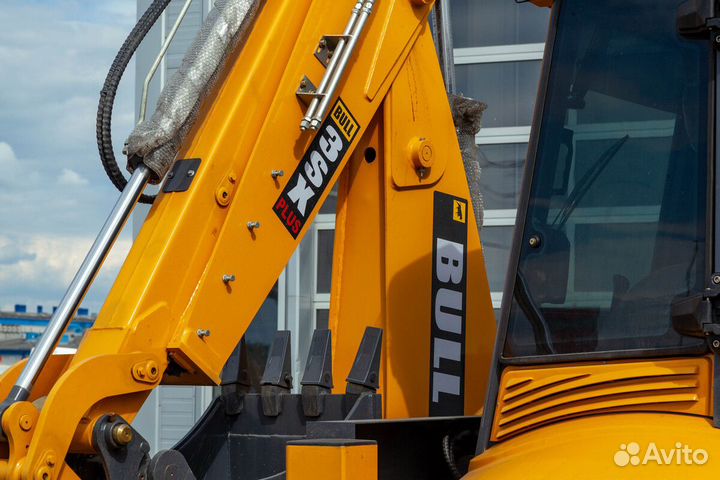 Экскаватор-погрузчик Bull 3SX Plus, 2024