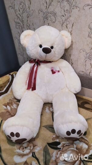 Плюшевый медведь