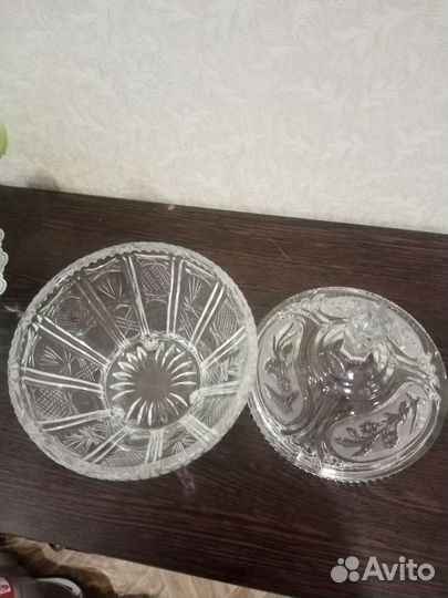 Хрустальная конфетница