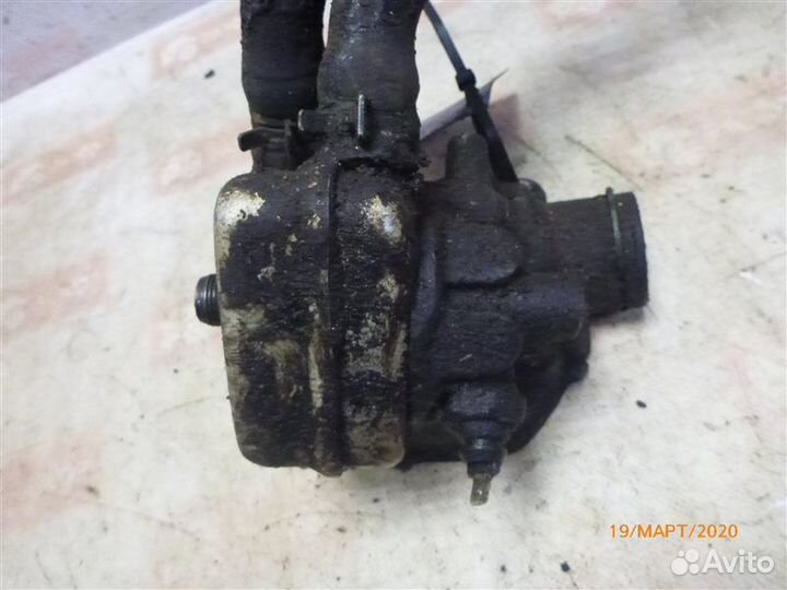 Корпус масляного фильтра Volkswagen Passat B5 AHL