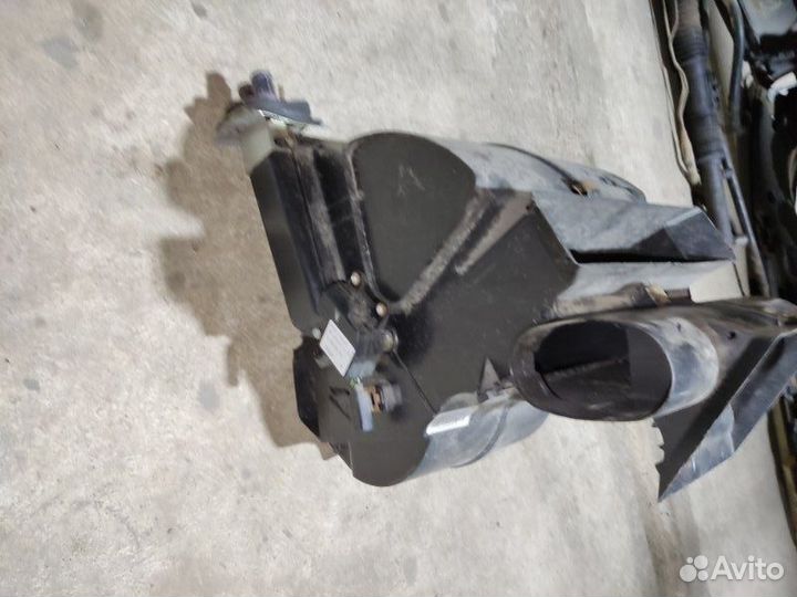Корпус отопителя Ваз Калина универсал 1.6 2011