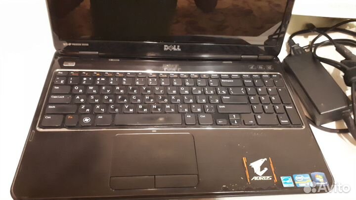 Ноутбук Dell inspiron n5110,2 видеокарты
