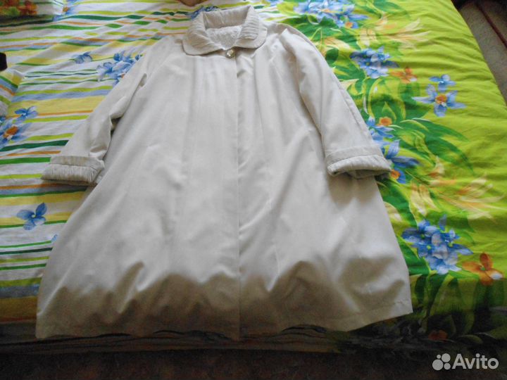 Плащ женский