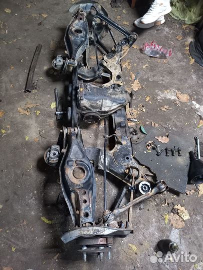 Подрамник задний в сборе мерседес с w202