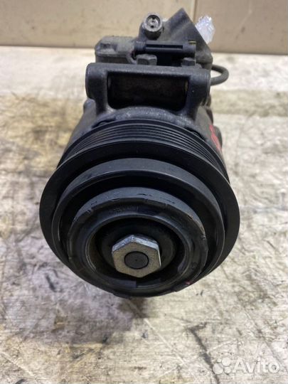 Компрессор кондиционера Mercedes-Benz E-Class W212