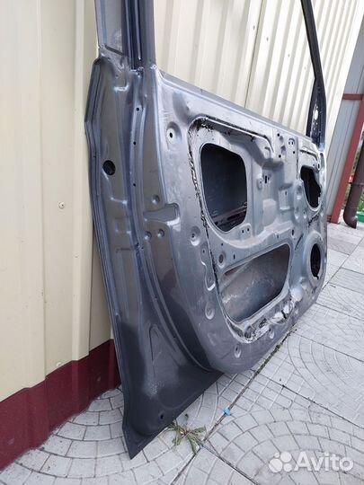 Продаю переднюю левую дверь Hyundai Solaris 2
