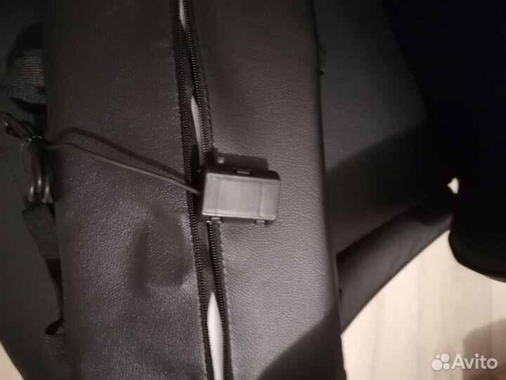 Кресло компьютерное новое с массажем и аттоманкой