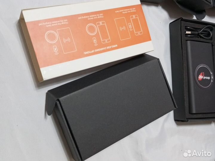 Беспроводной внешний аккумулятор и зарядка 8000mah