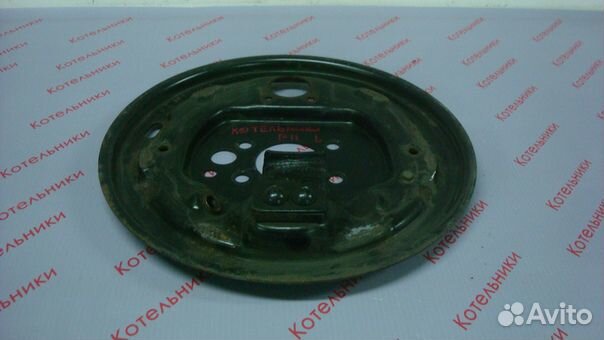 Nissan 44030-3J410 опорный диск левый