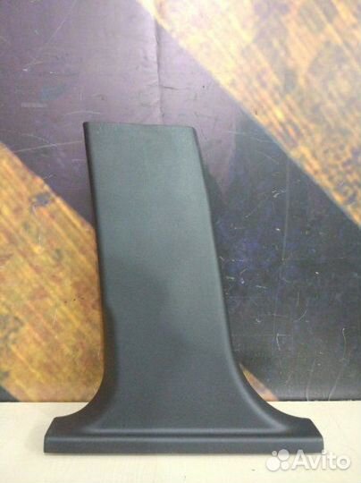 Обшивка салона левая Audi A6 C6 BDW 2005