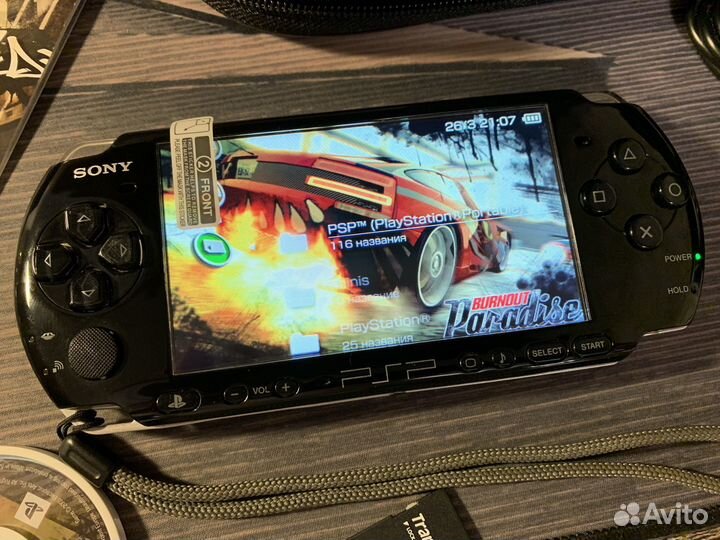 Sony PSP 3004 Piano Black 64gb 7500 игр (комплект)