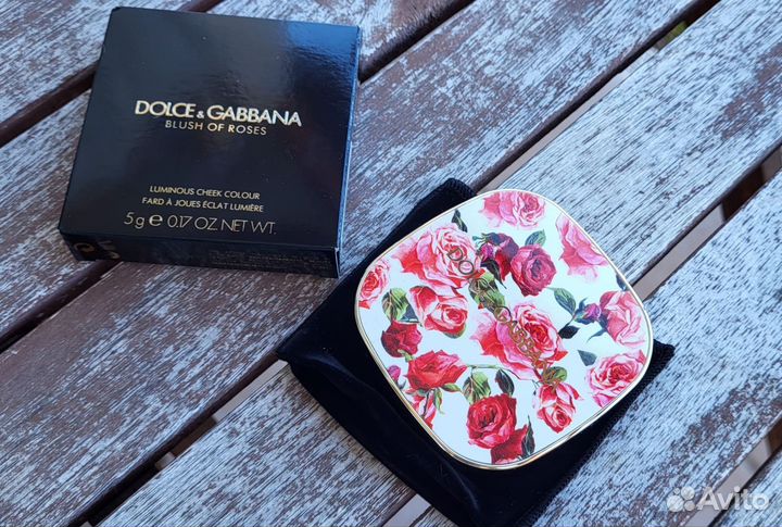 D&G Blush of Roses Luminous Cheek Colour