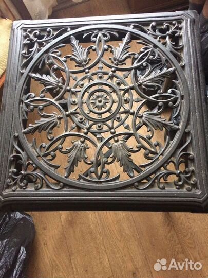 Антикварный столик