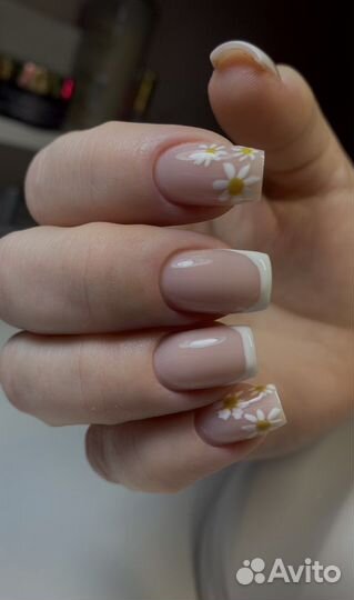 Маникюр с покрытием гель-лаком