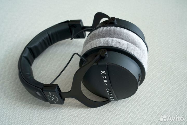 Наушники Beuerdynamic DT-770 pro X Limited Edition