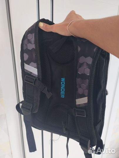 Портфель школьный новый