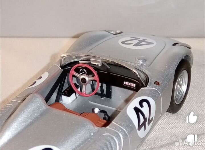 Подарочный набор Porsche 718, М 1:43
