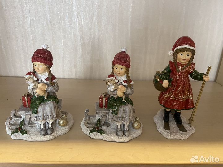 Декор новогодний. Девочка с котенком, лукошком