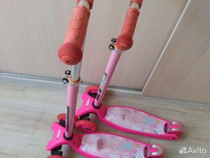 Самокаты для девочек трёхколёсные